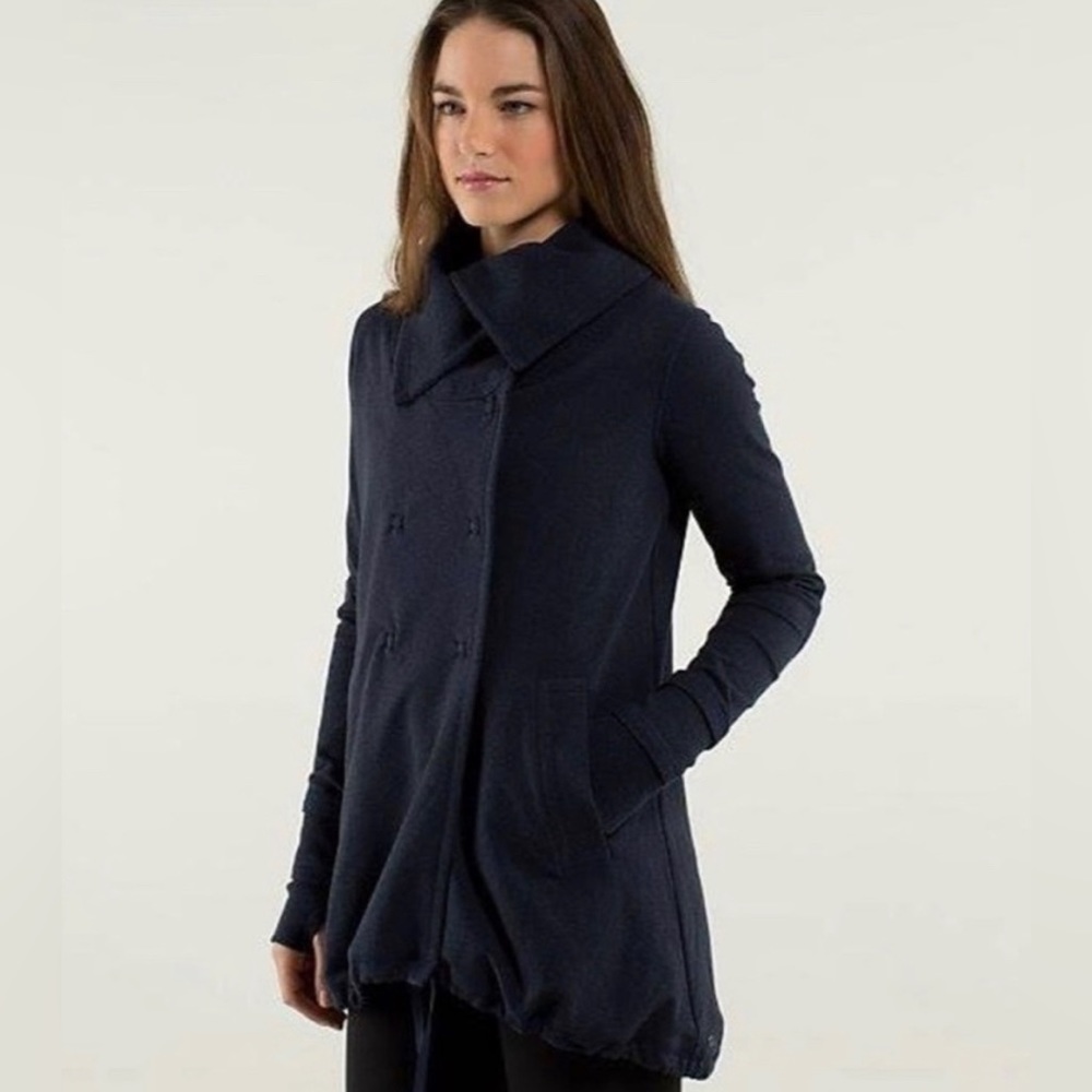 Lululemon Women's Gratitude Wrap Heathered
Navy Snap Front Heavy Sweater Coat 8